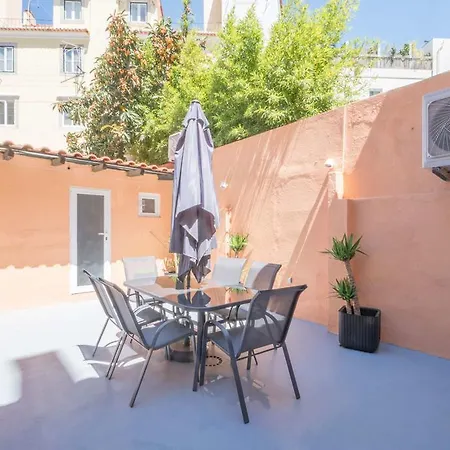 The Patio Apartman *